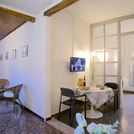 Casa Di Spagna Apartment Bologna